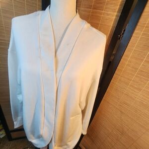 All in Motion Creamy cardigan